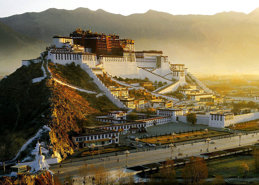 В Тибете построят три новых аэропорта
