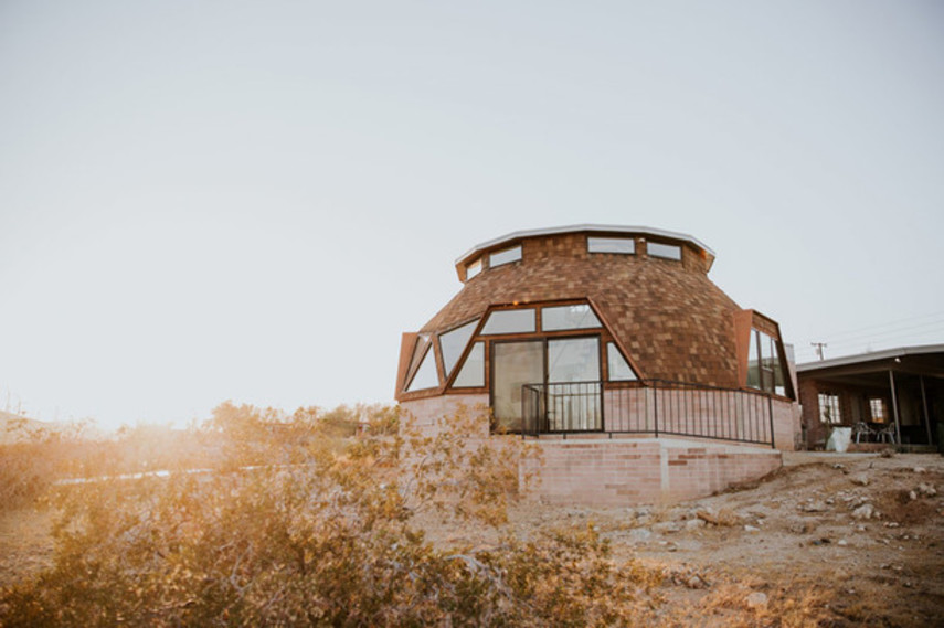 Футуристический купольный дом в Калифорнии (Фото)
