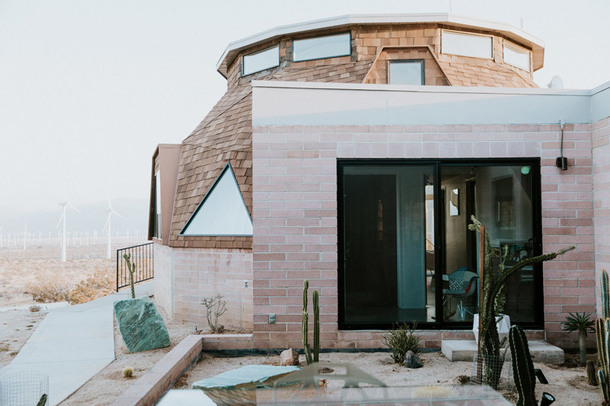 Футуристический купольный дом в Калифорнии (Фото)