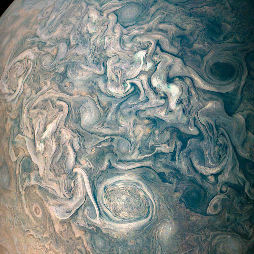 Опубликован новый снимок поверхности Юпитера