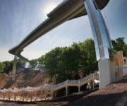 Расходы на строительство нового пешеходного моста в столице проверят