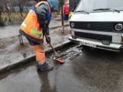 В Киеве ликвидируют подтопления