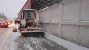 В Киеве активно очищают улицы от снега
